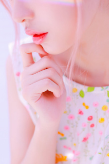 女主被变态各种姿势C哭的小说